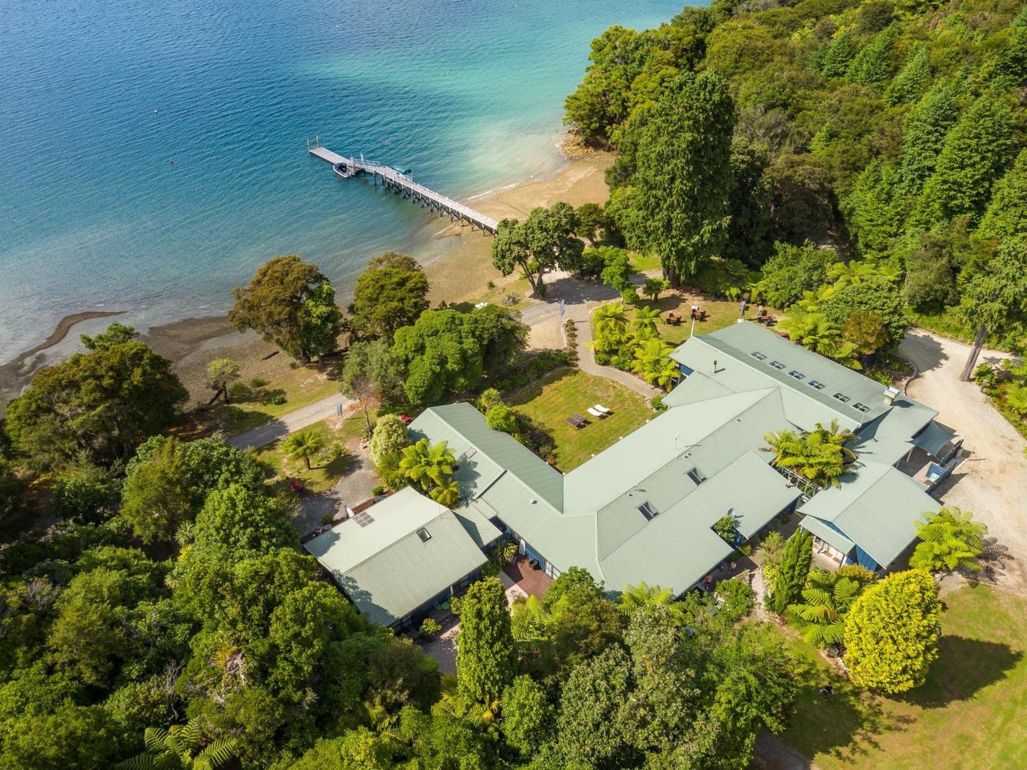 Raetihi Lodge Kenepuru Sounds エクステリア 写真